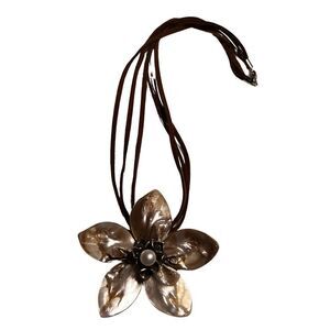 1990s Huge Sterling Silver Floral MOP Pendent Triple Strand Suede Necklace